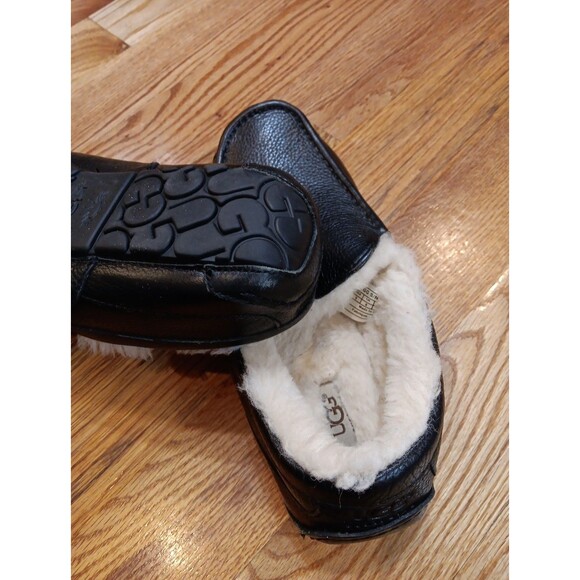 UGG Ascot Slippers Black Leather Sherpa Lined Size US 9 EU 42 Model‎ 5379 - Picture 10 of 10